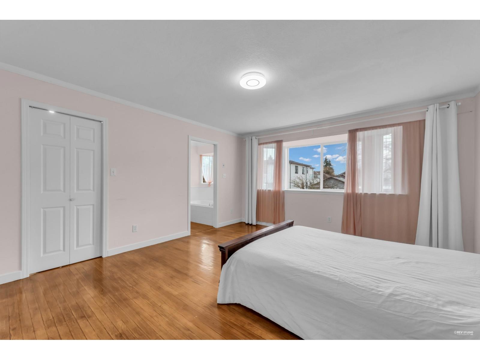 10848 129a Street Property Photo 32