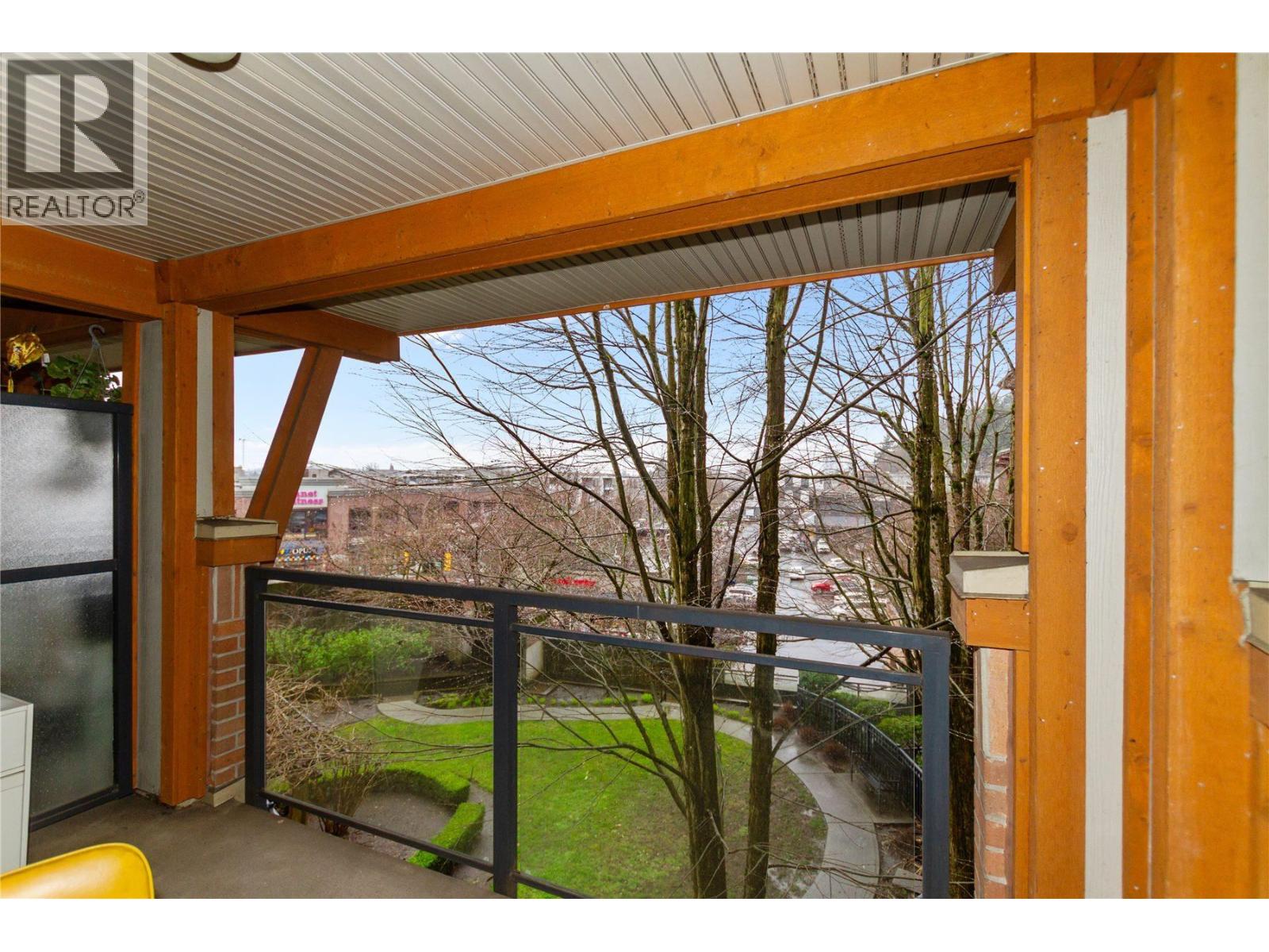 310 1633 Mackay Avenue Property Photo 10