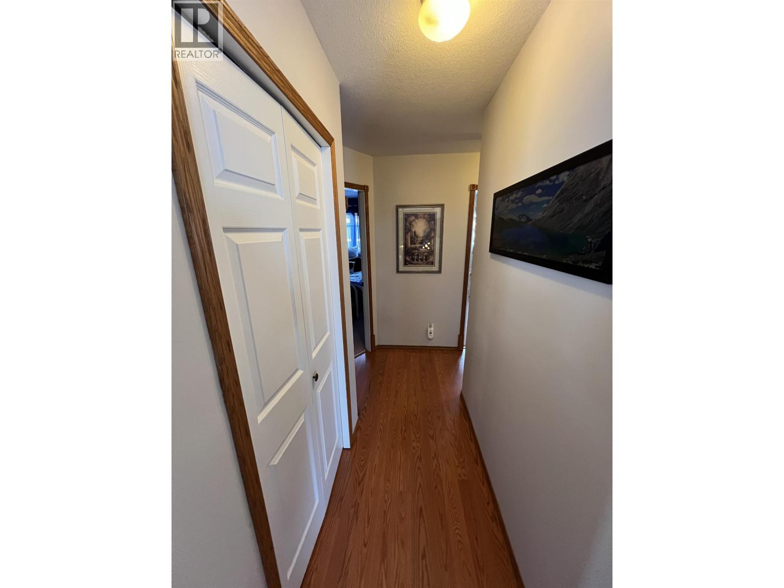 5323 Mountainview Drive Property Photo 11