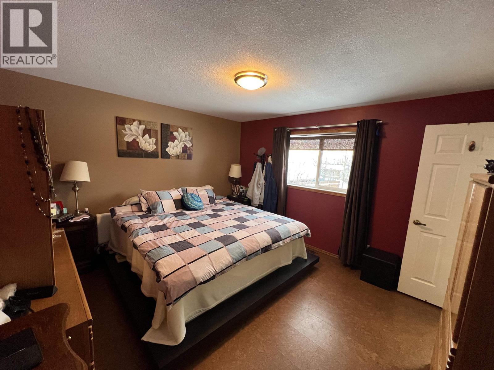 5323 Mountainview Drive Property Photo 12