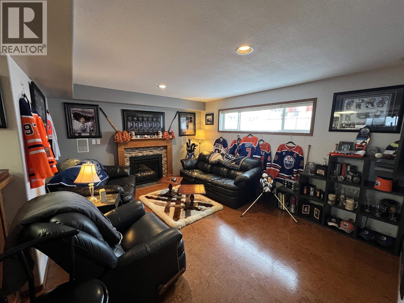 5323 Mountainview Drive Property Photo 18