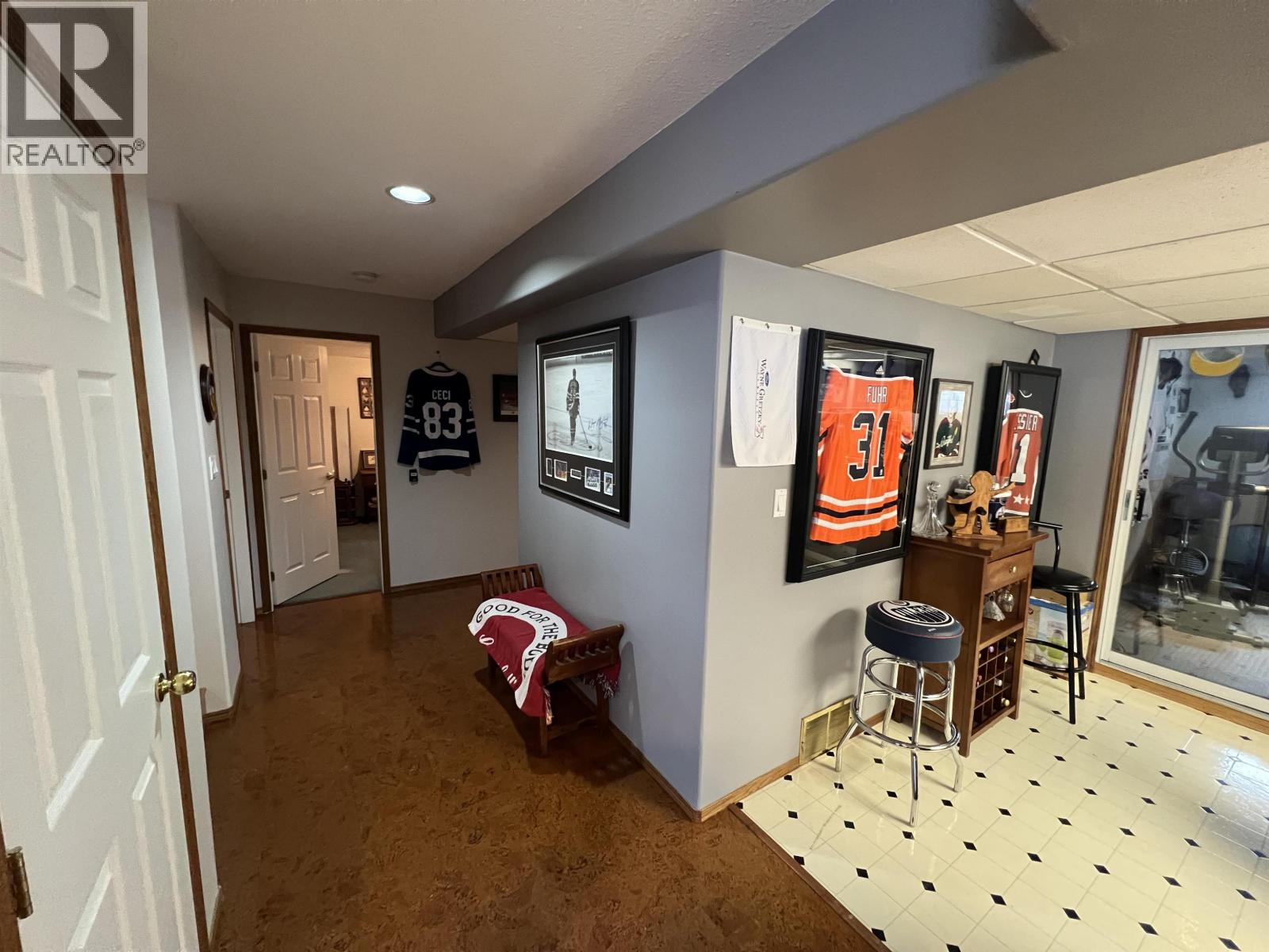 5323 Mountainview Drive Property Photo 25