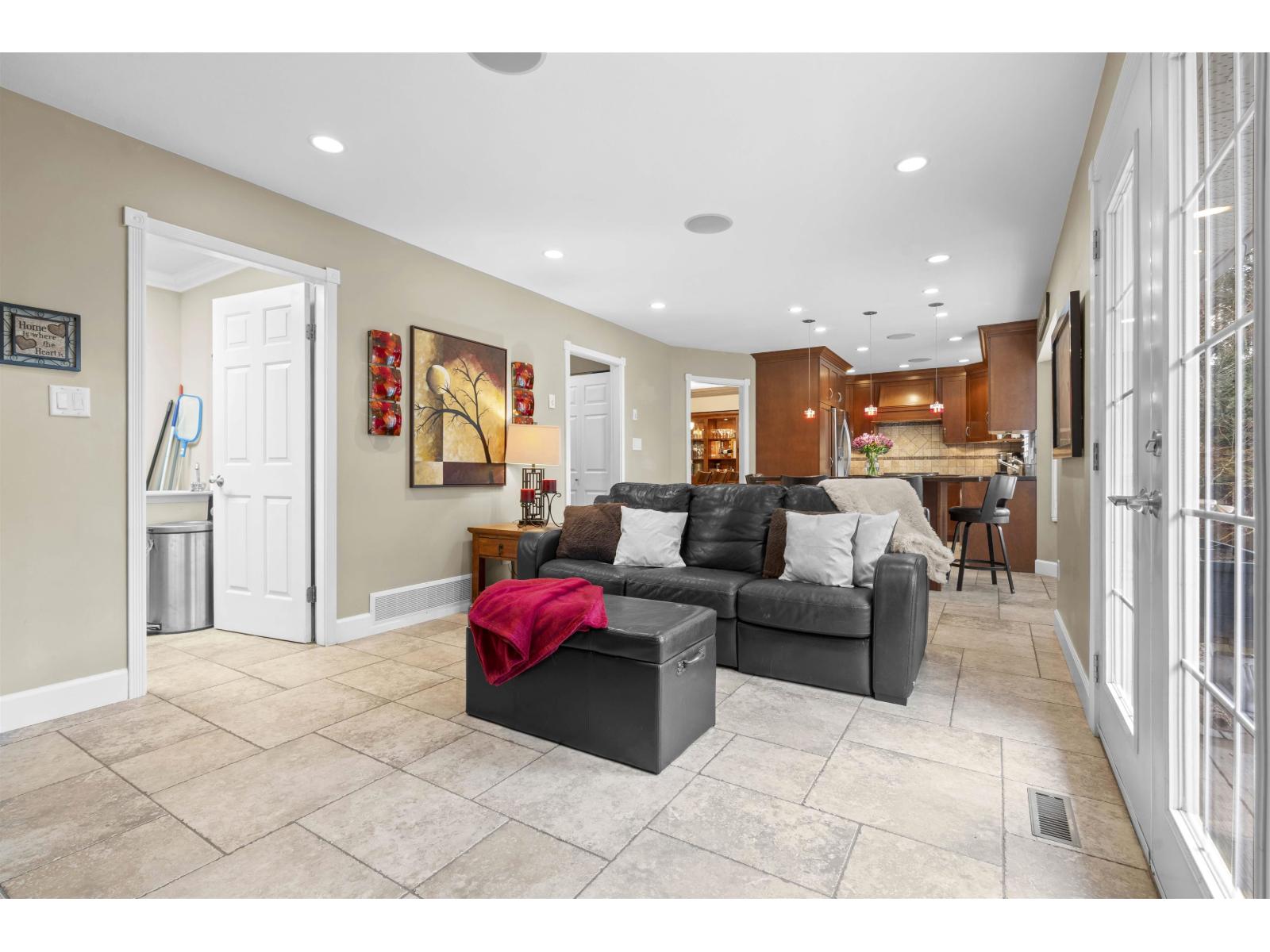 21096 91a Avenue Property Photo 15