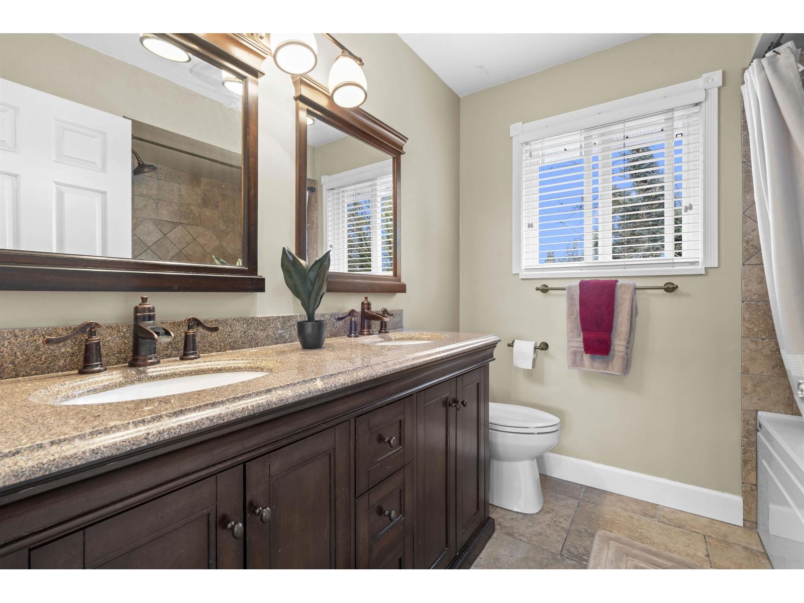 21096 91a Avenue Property Photo 28