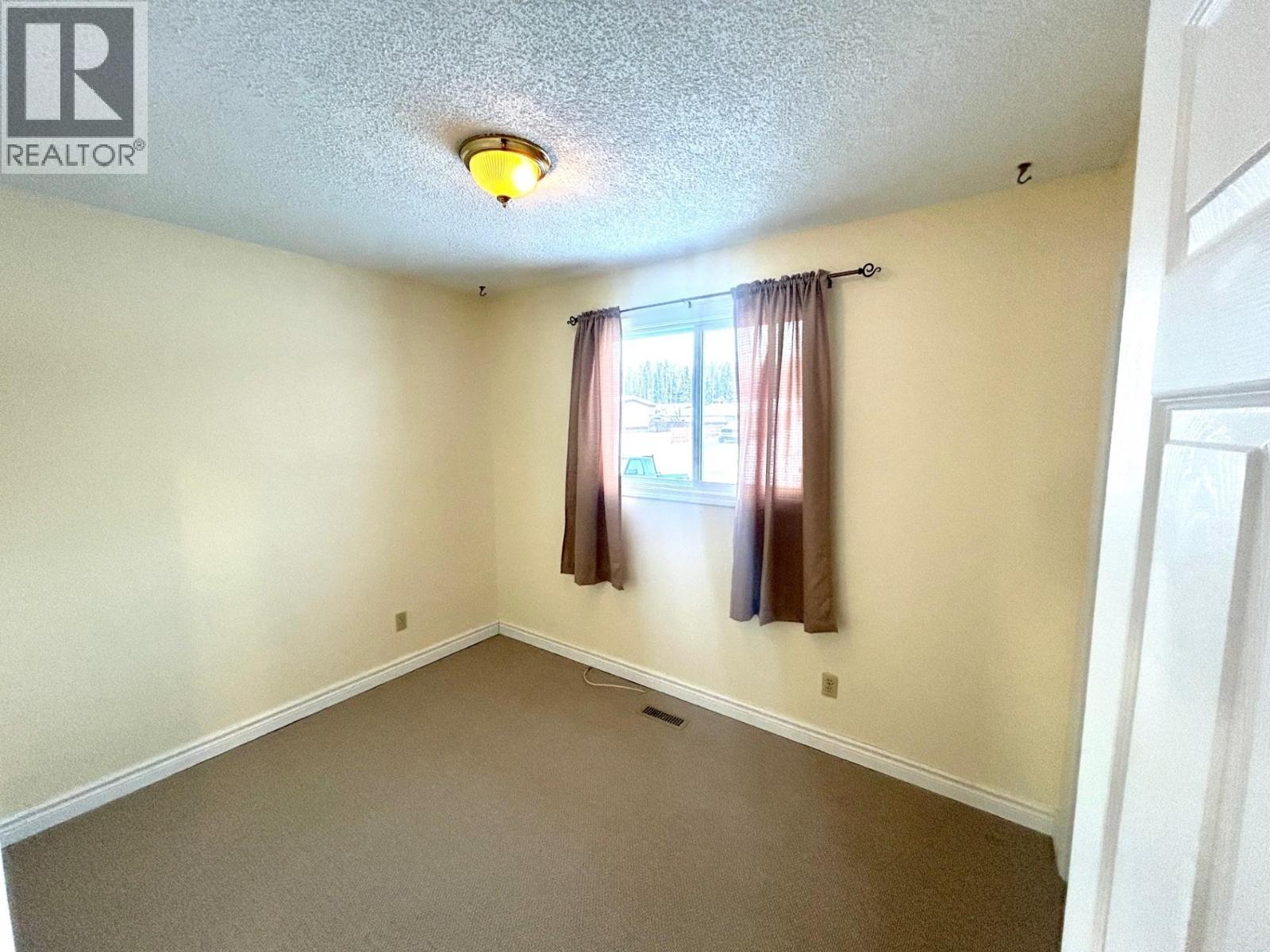 5235 Cottonwood Road Property Photo 12