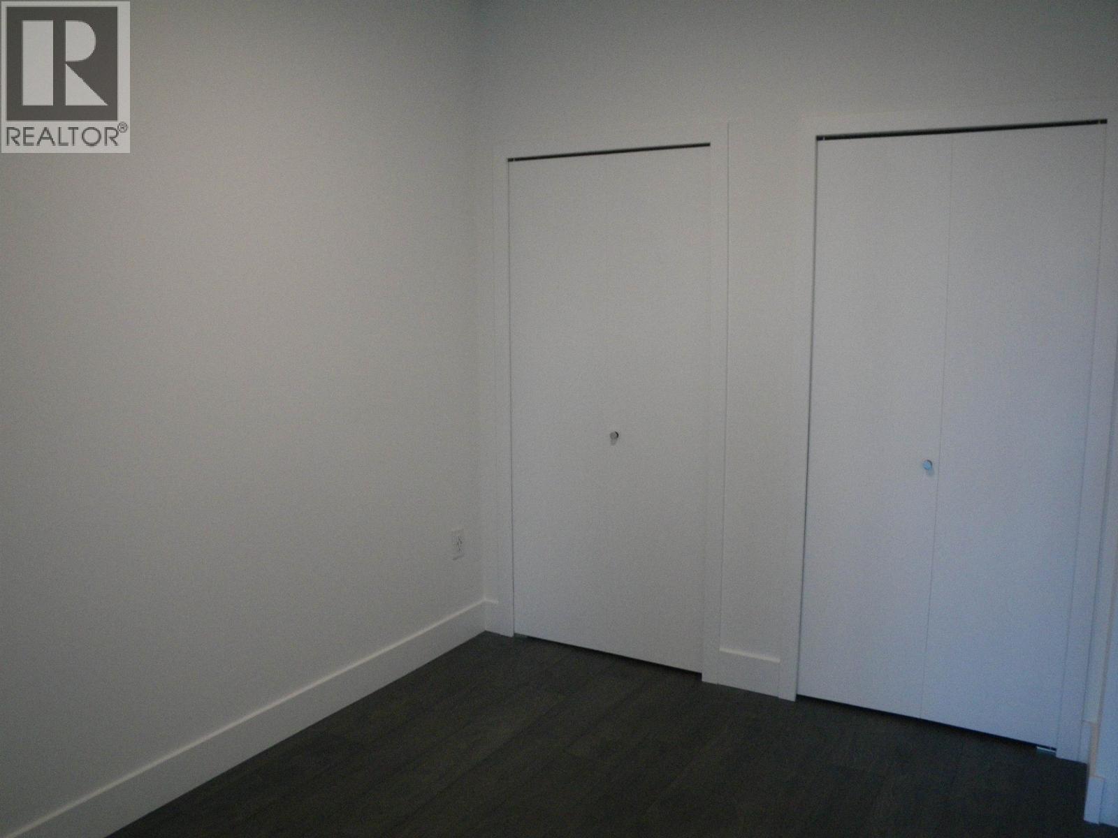 316 2435 Kingsway Property Photo 9