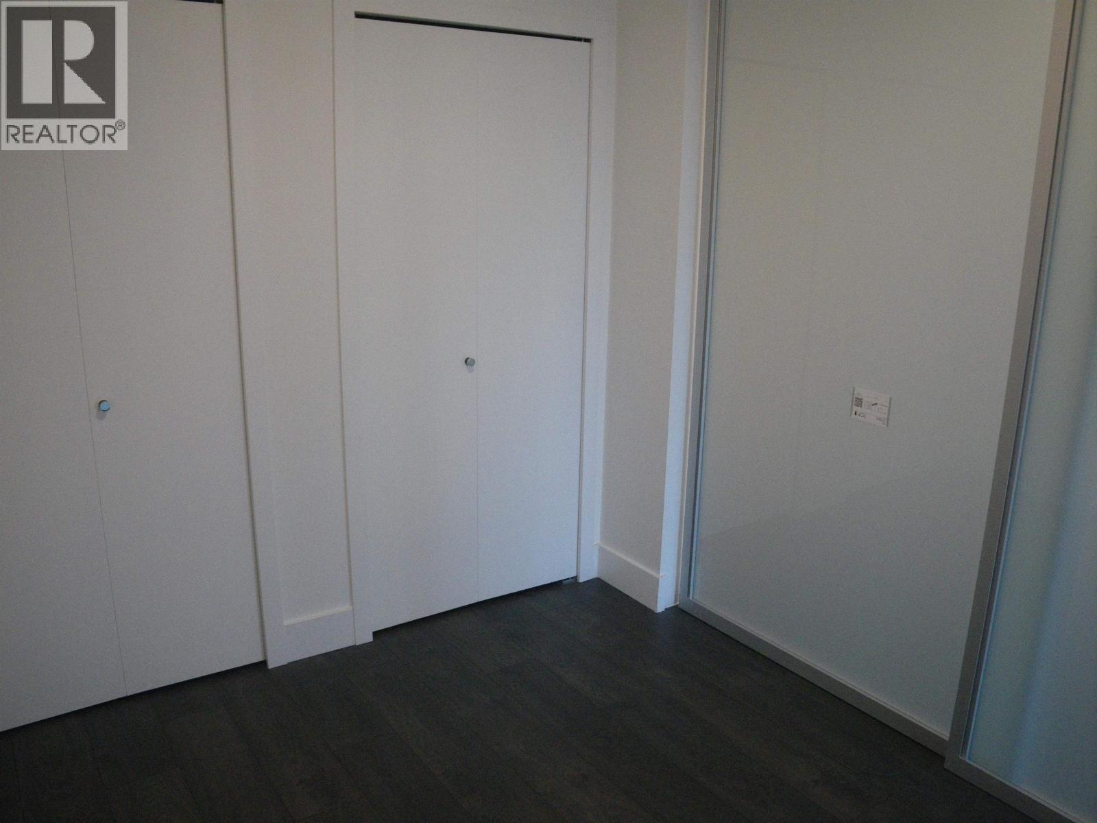 316 2435 Kingsway Property Photo 10