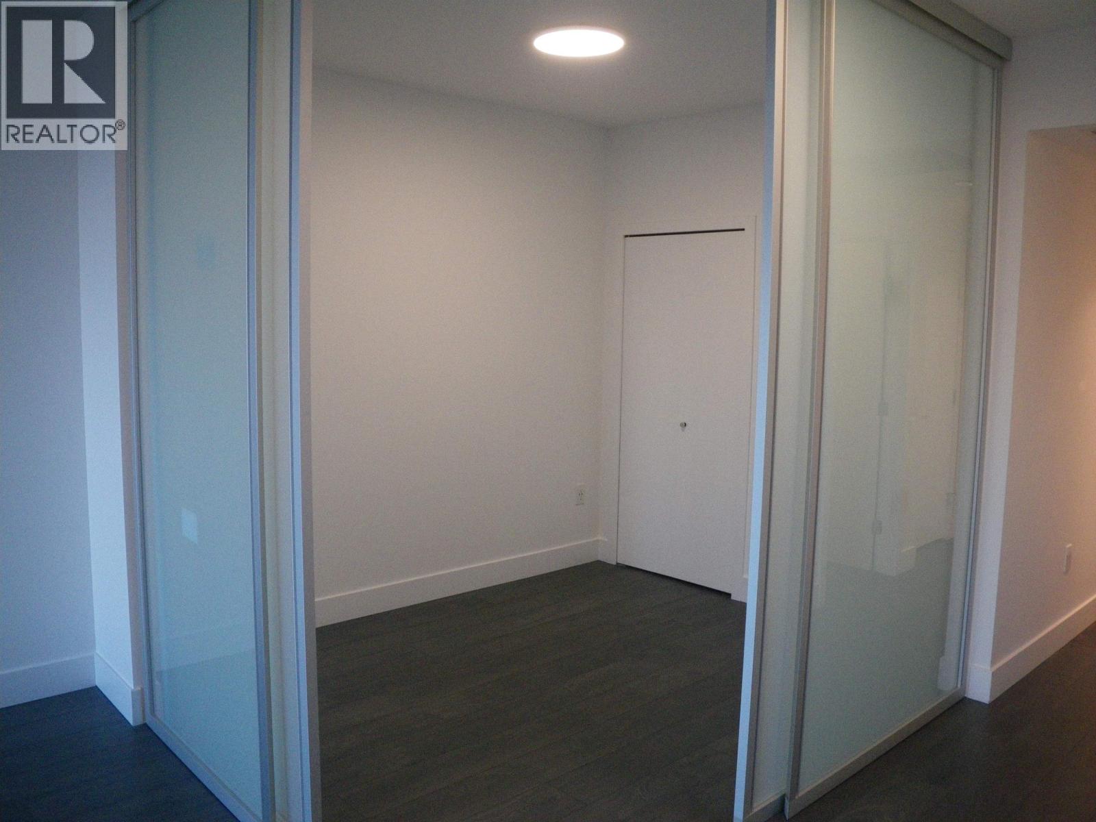 316 2435 Kingsway Property Photo 12