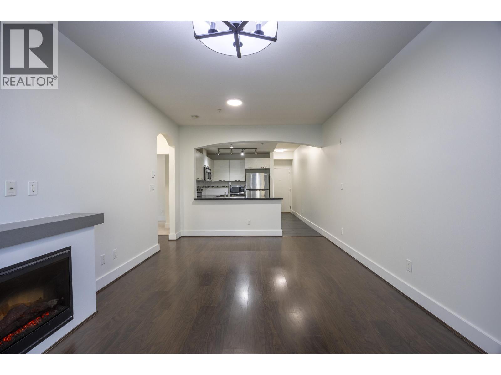 311 7428 Byrnepark Walk Property Photo 8