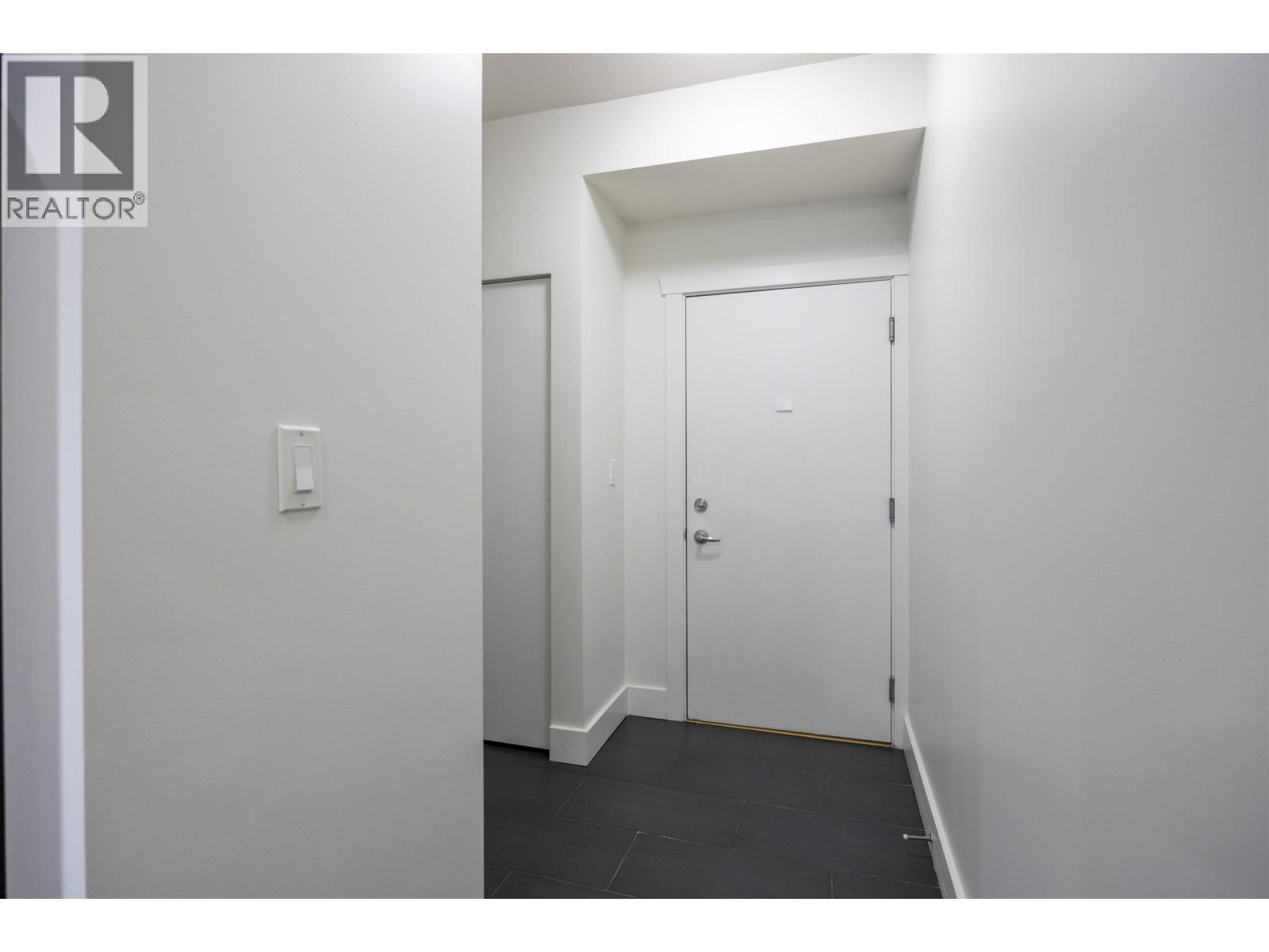 311 7428 Byrnepark Walk Property Photo 21