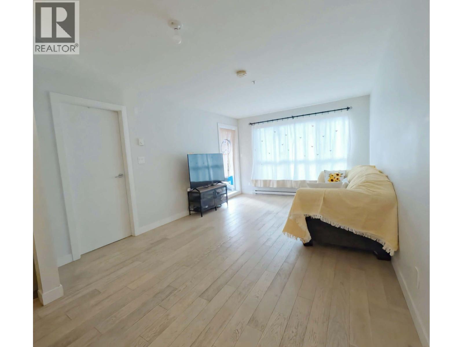 208 5555 Dunbar Street Property Photo 4