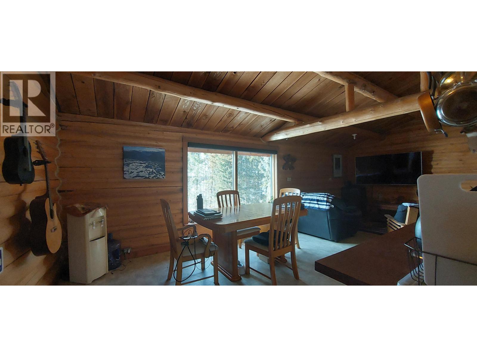 1910 Otter Road Property Photo 12