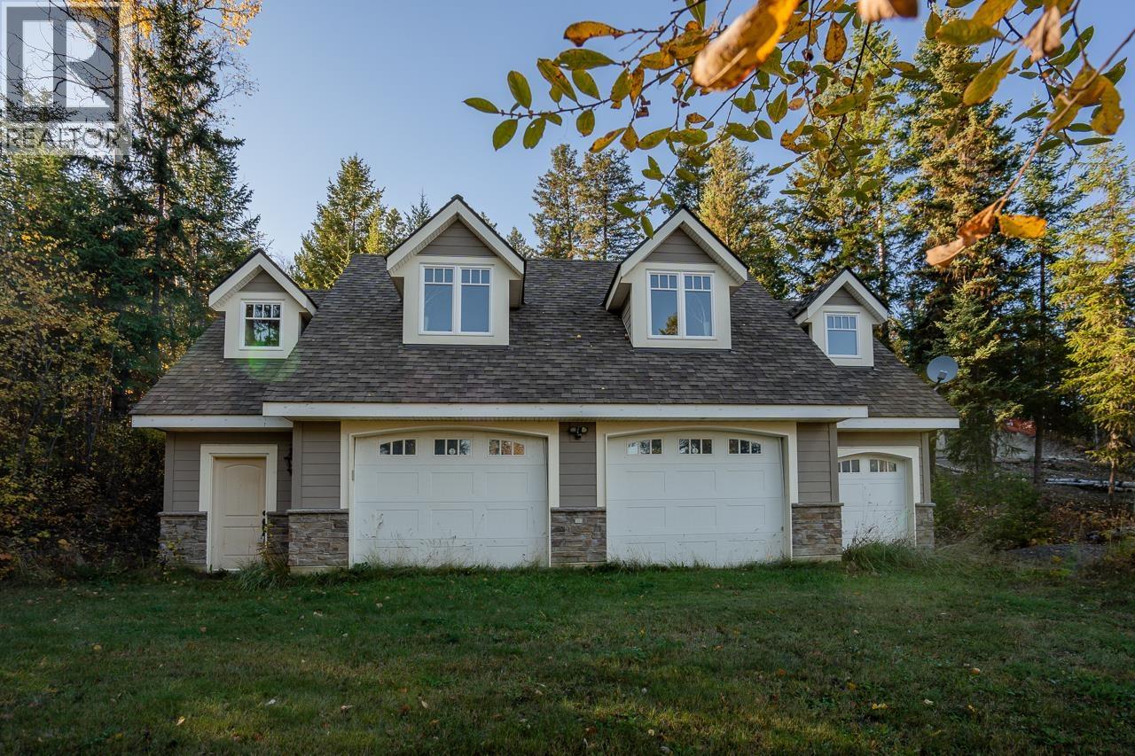 7460 Ruffell Road Property Photo 1