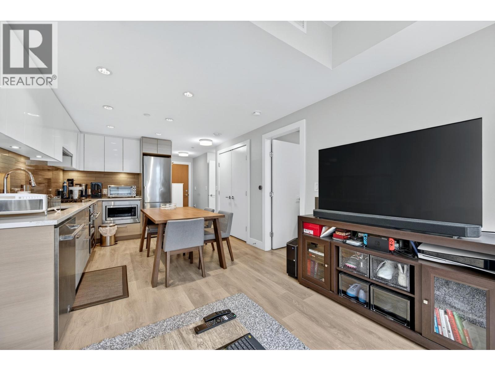 406 3451 Sawmill Crescent Property Photo 18
