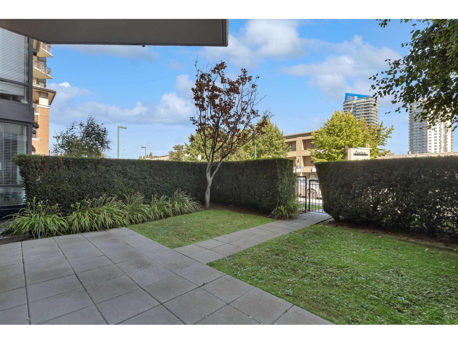 107 1551 Foster Street Property Photo 15