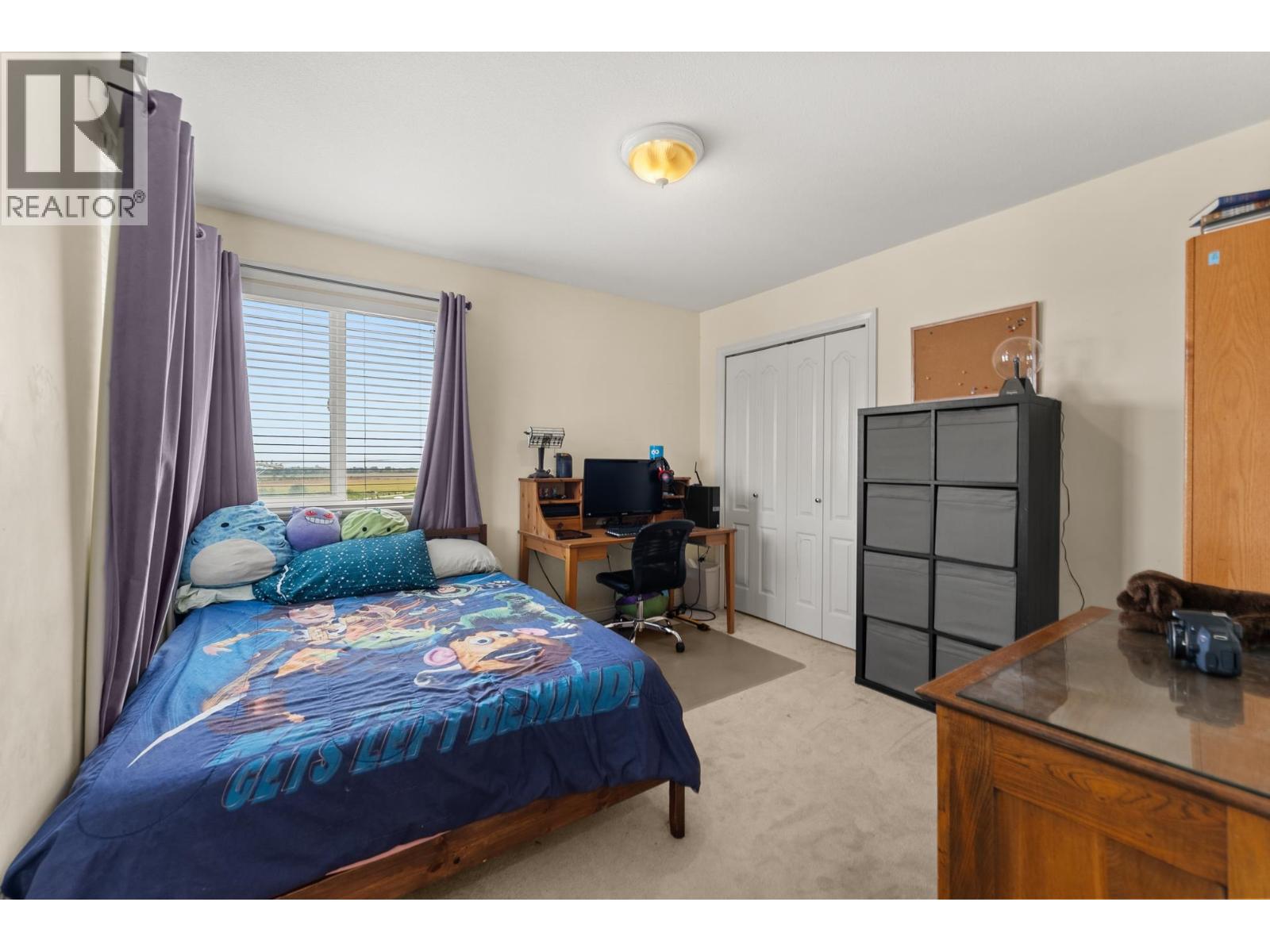 330 Rosehill Wynd Property Photo 12