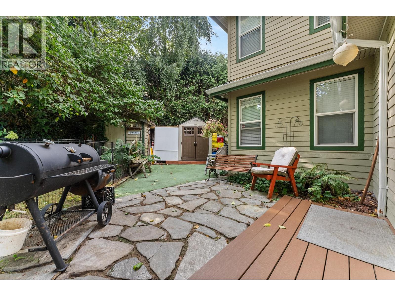 330 Rosehill Wynd Property Photo 35