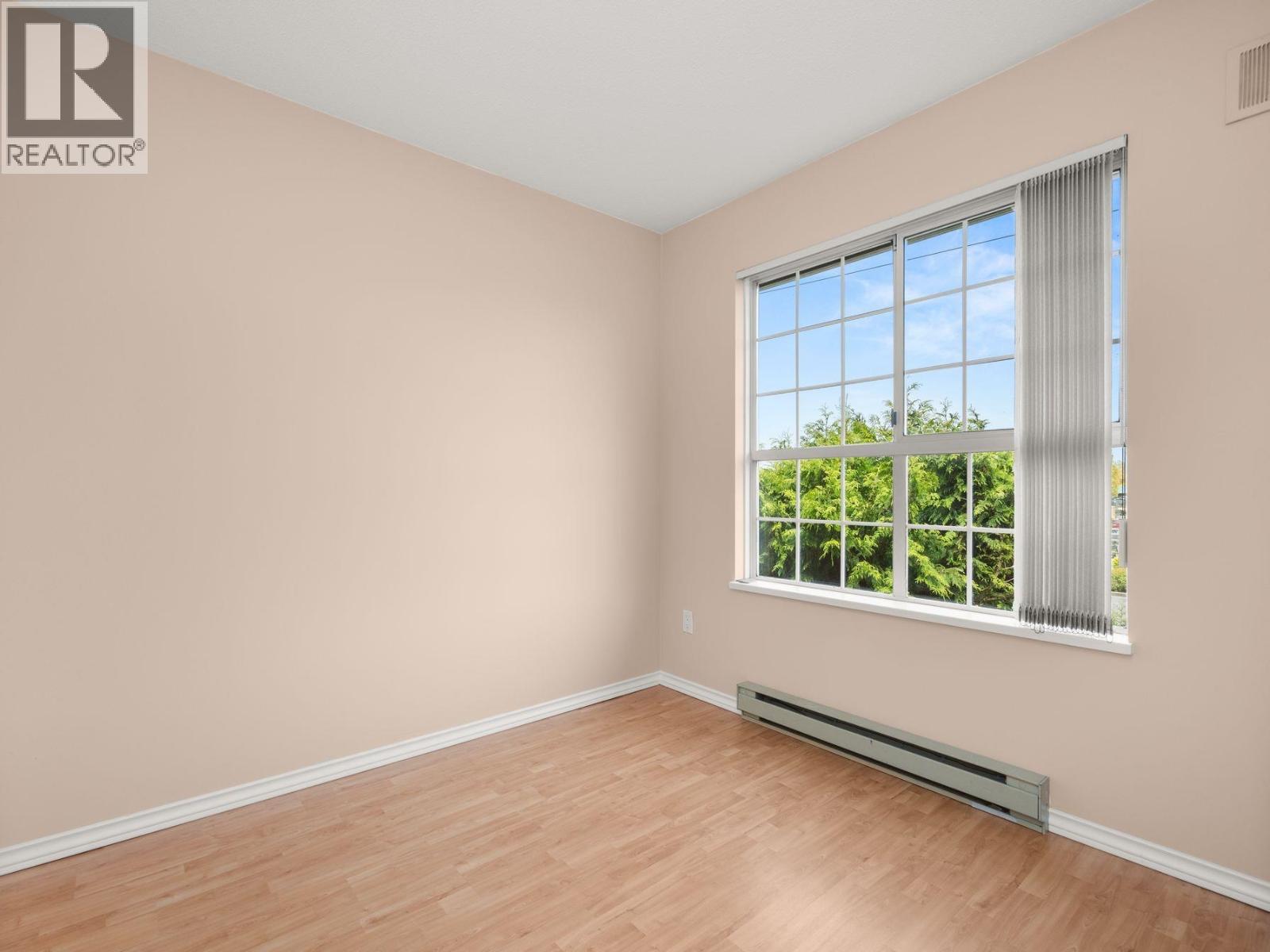 204 1140 55 Street Property Photo 11
