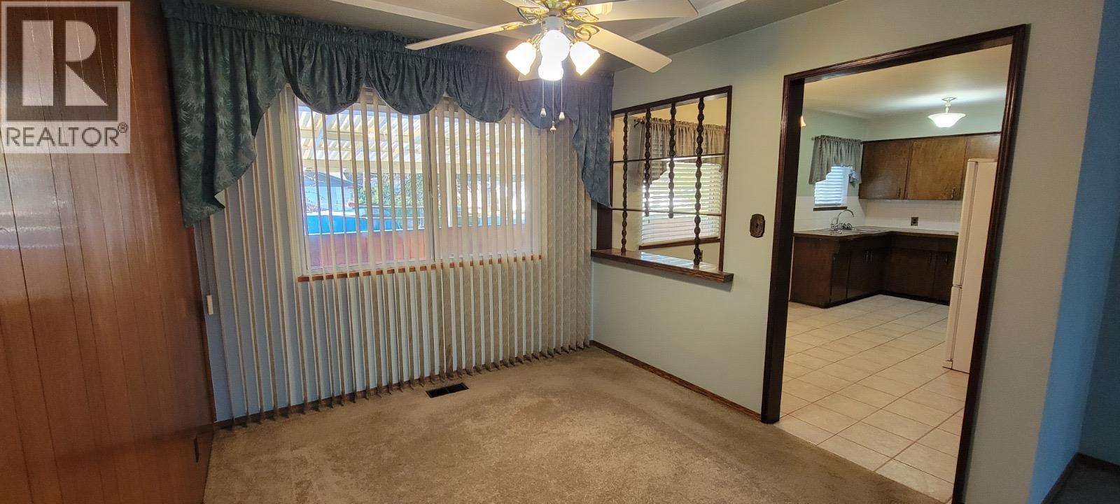 712 Townley Street Property Photo 3