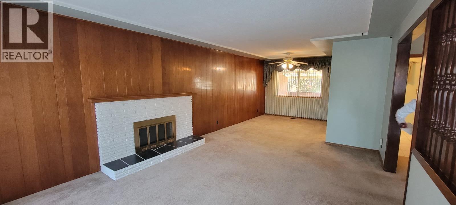 712 Townley Street Property Photo 5
