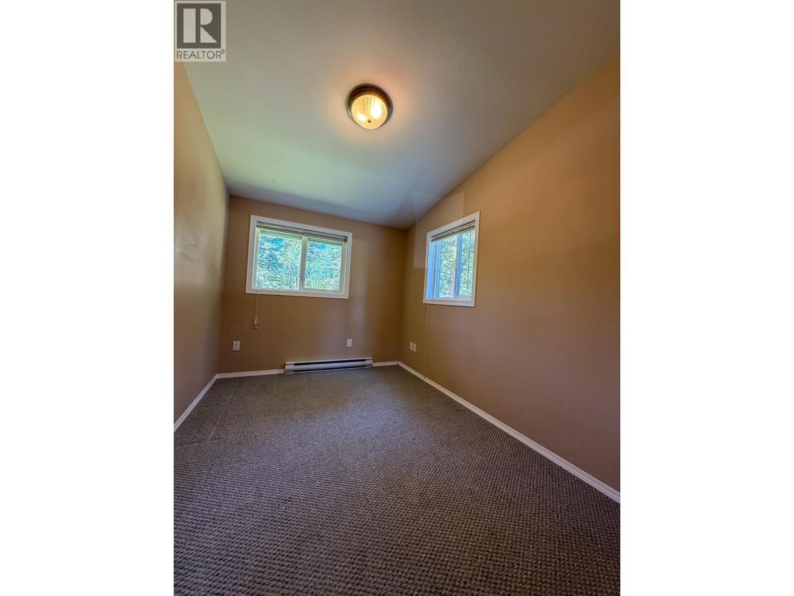4719 Cariboo Drive Property Photo 10