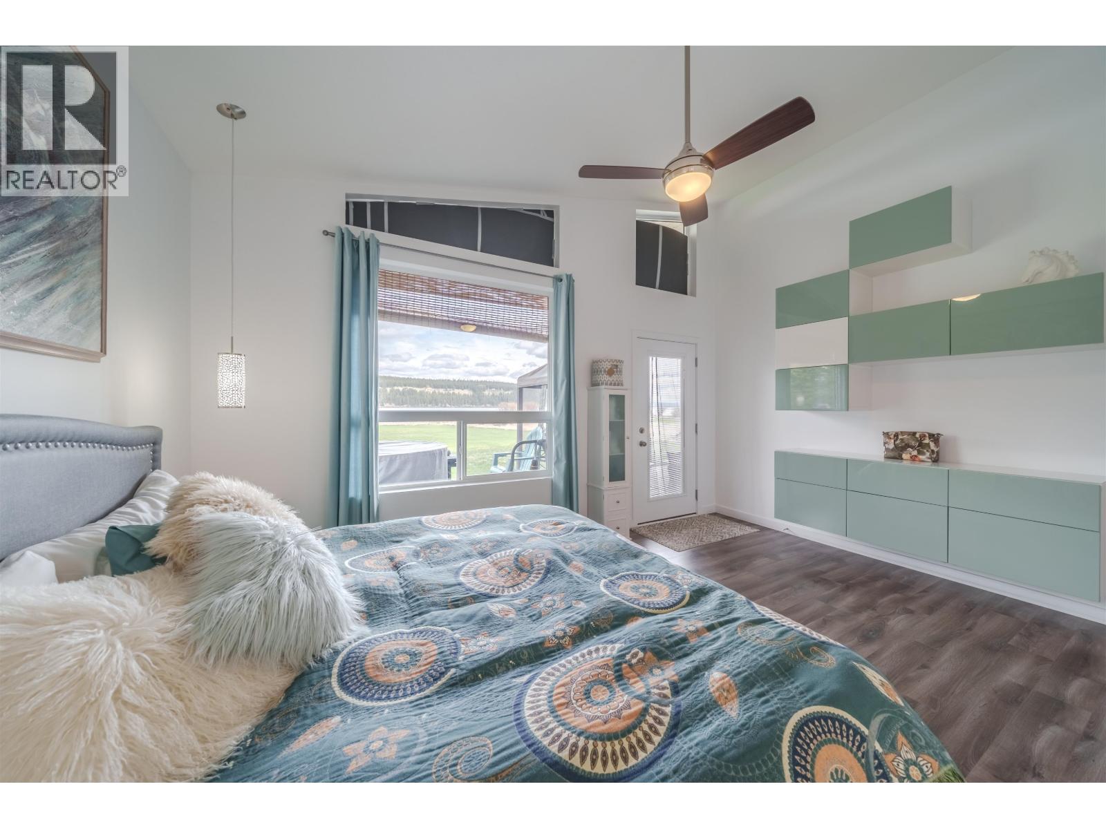 6199 Hunt Road Property Photo 14