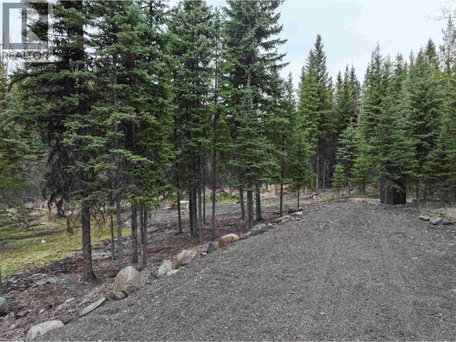 7595 Ludlom Road Property Photo 3