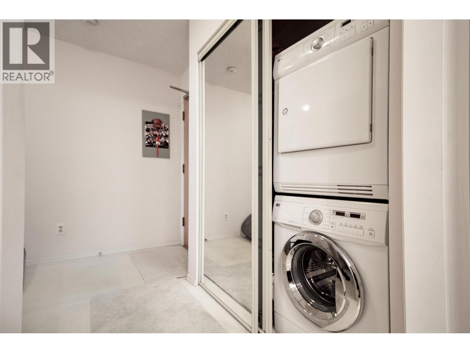 705 6055 Nelson Avenue Property Photo 12