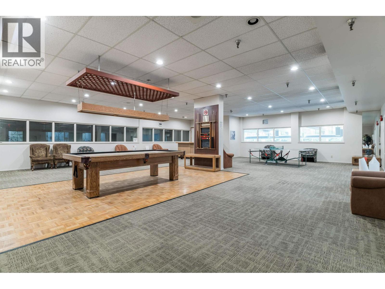705 6055 Nelson Avenue Property Photo 17