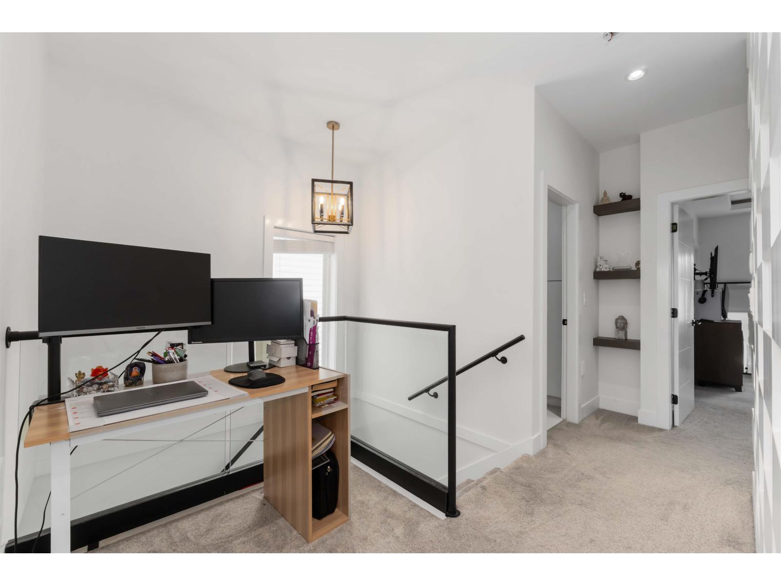 7065 194a Street Property Photo 14