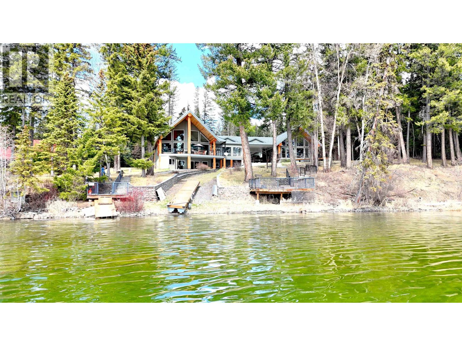 7407 Johnstone Road Photo de la propriété 1
