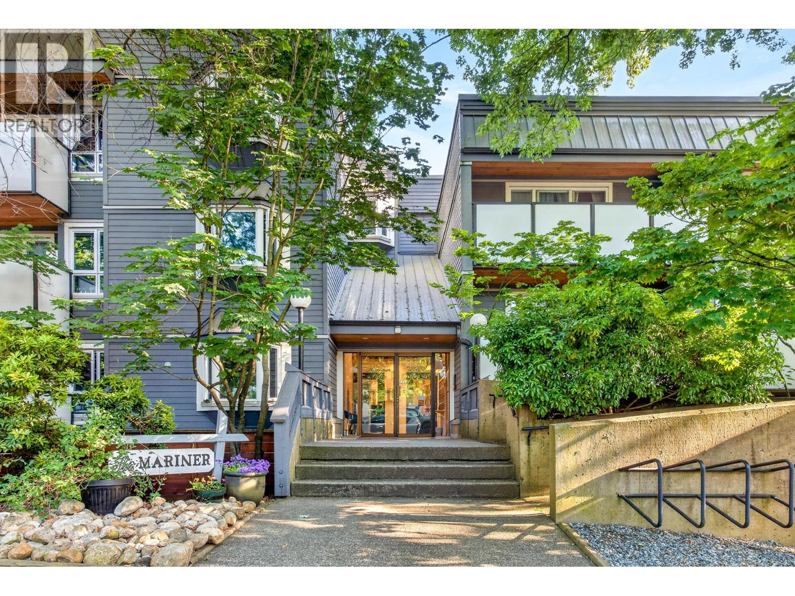 205 2328 OXFORD STREET Property Photo 1