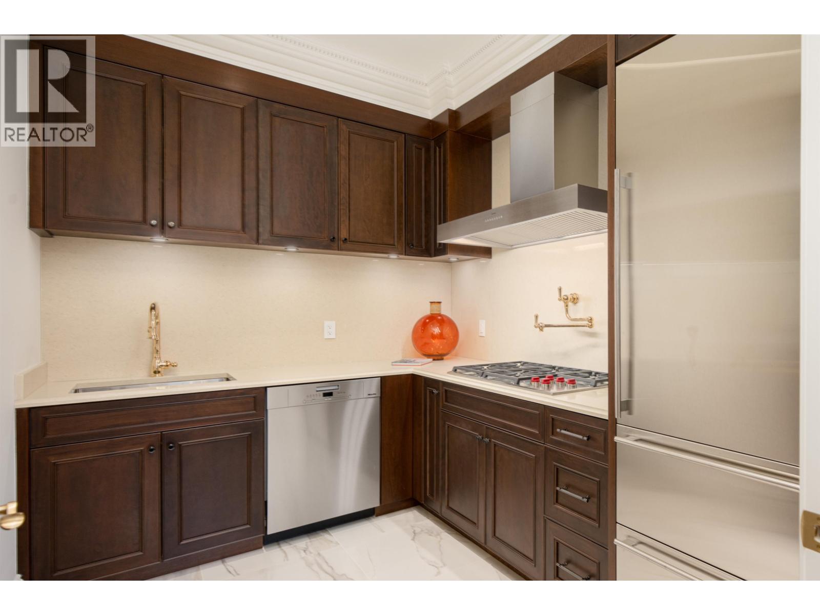 5662 Chancellor Boulevard Property Photo 15