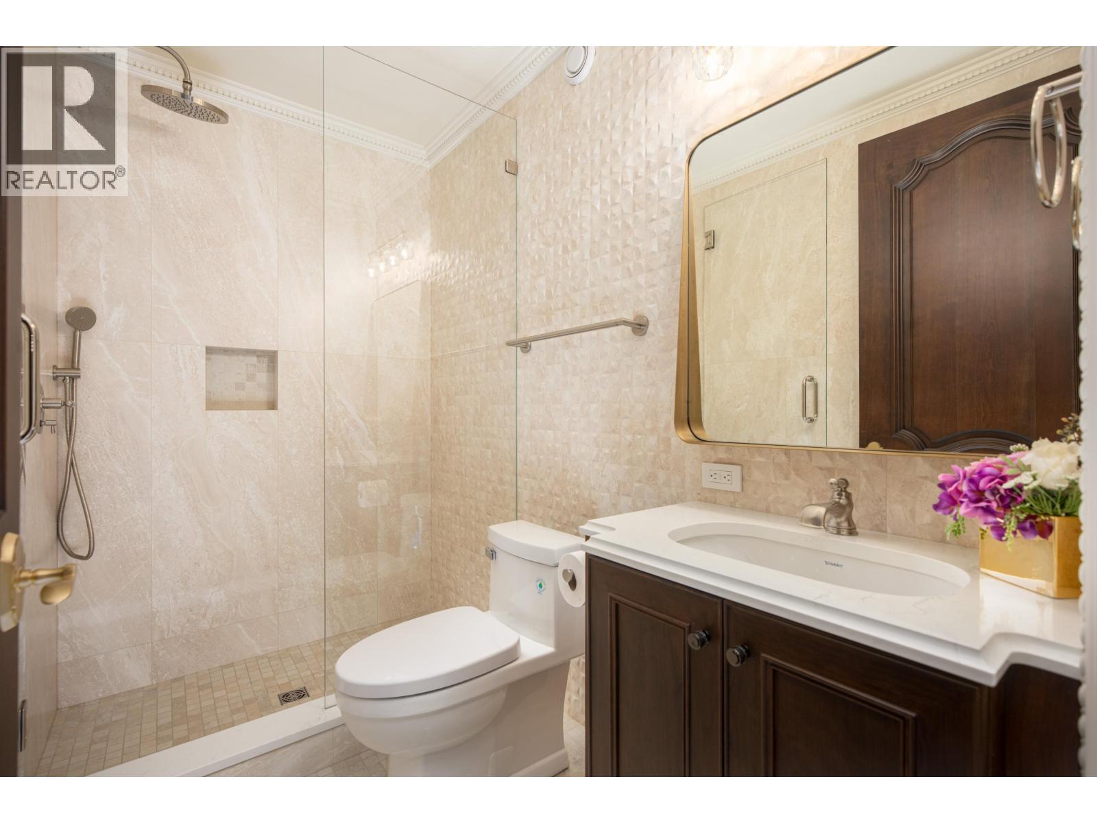 5662 Chancellor Boulevard Property Photo 28