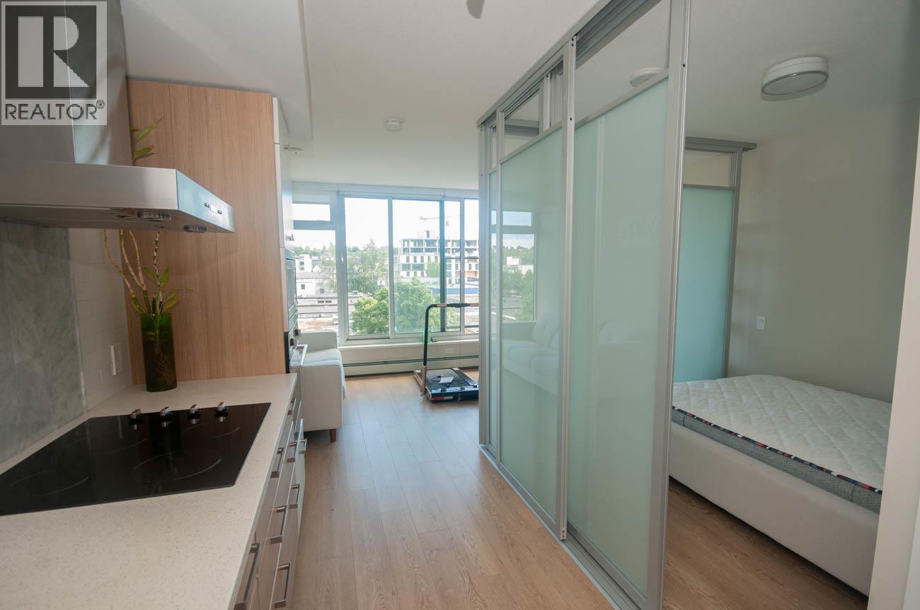 611 1783 Manitoba Street Property Photo 4