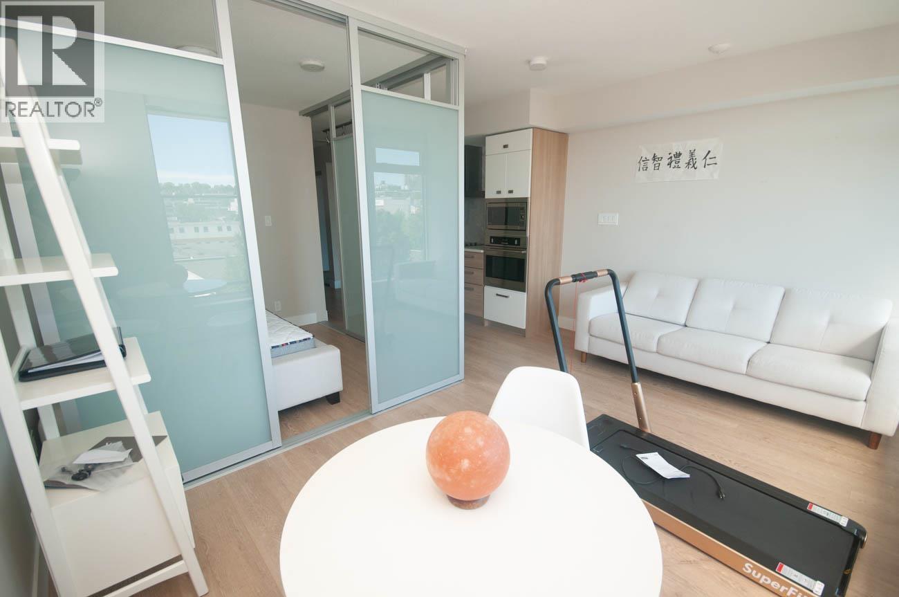 611 1783 Manitoba Street Property Photo 5