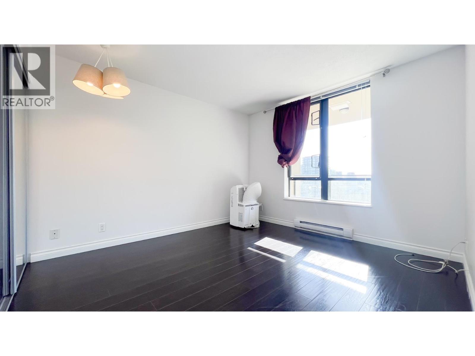 816 7831 Westminster Highway Property Photo 12