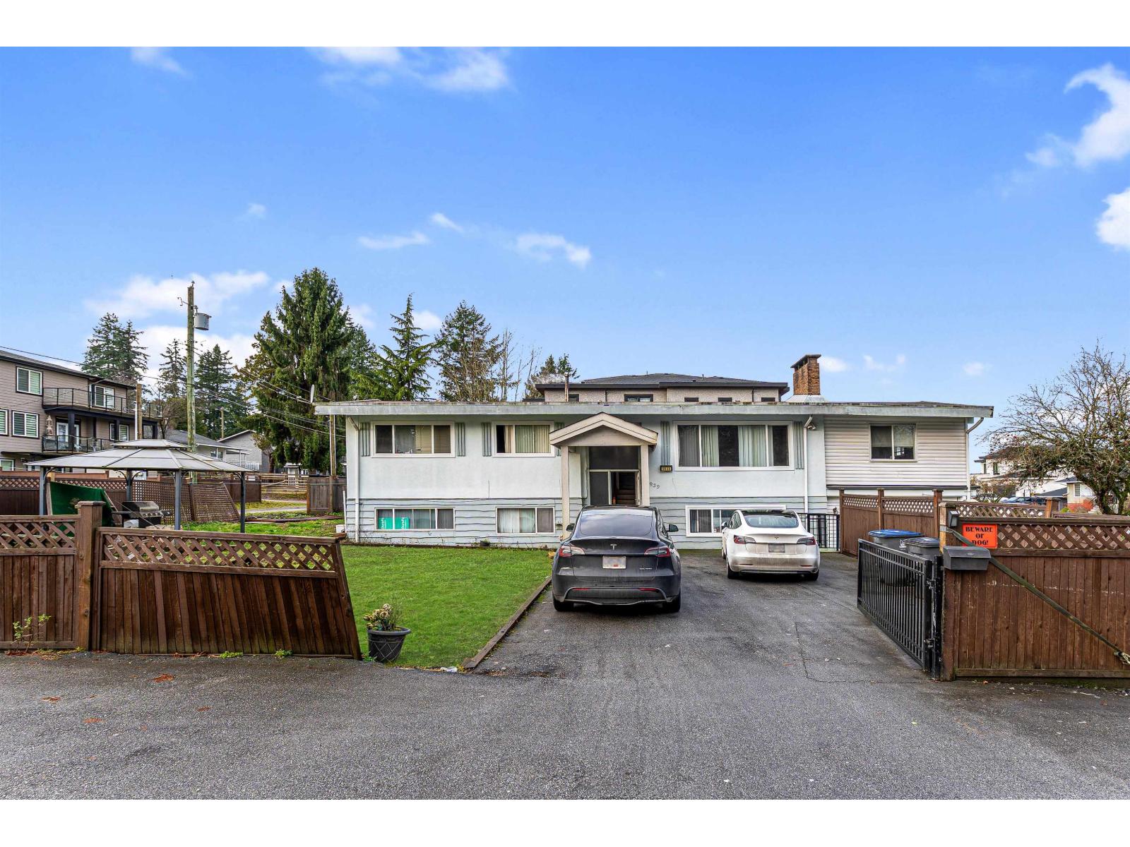 9939 119A STREET Property Photo 1