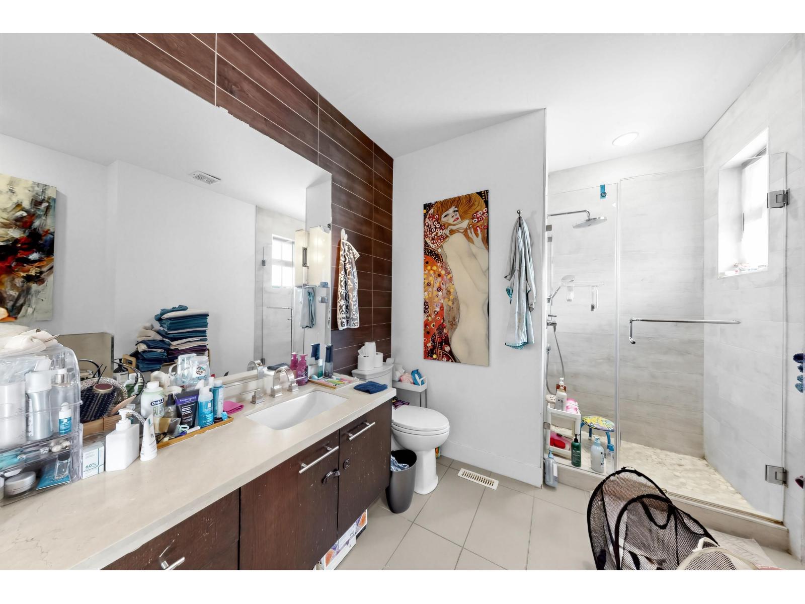 34 15977 26 Avenue Property Photo 12
