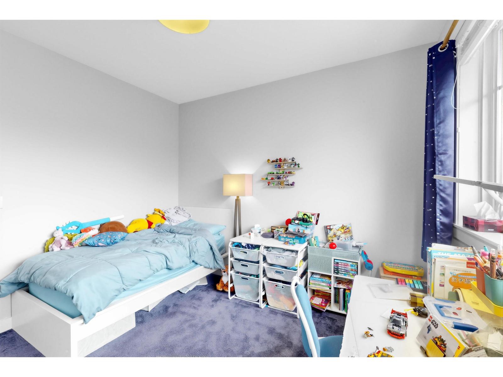 34 15977 26 Avenue Property Photo 17