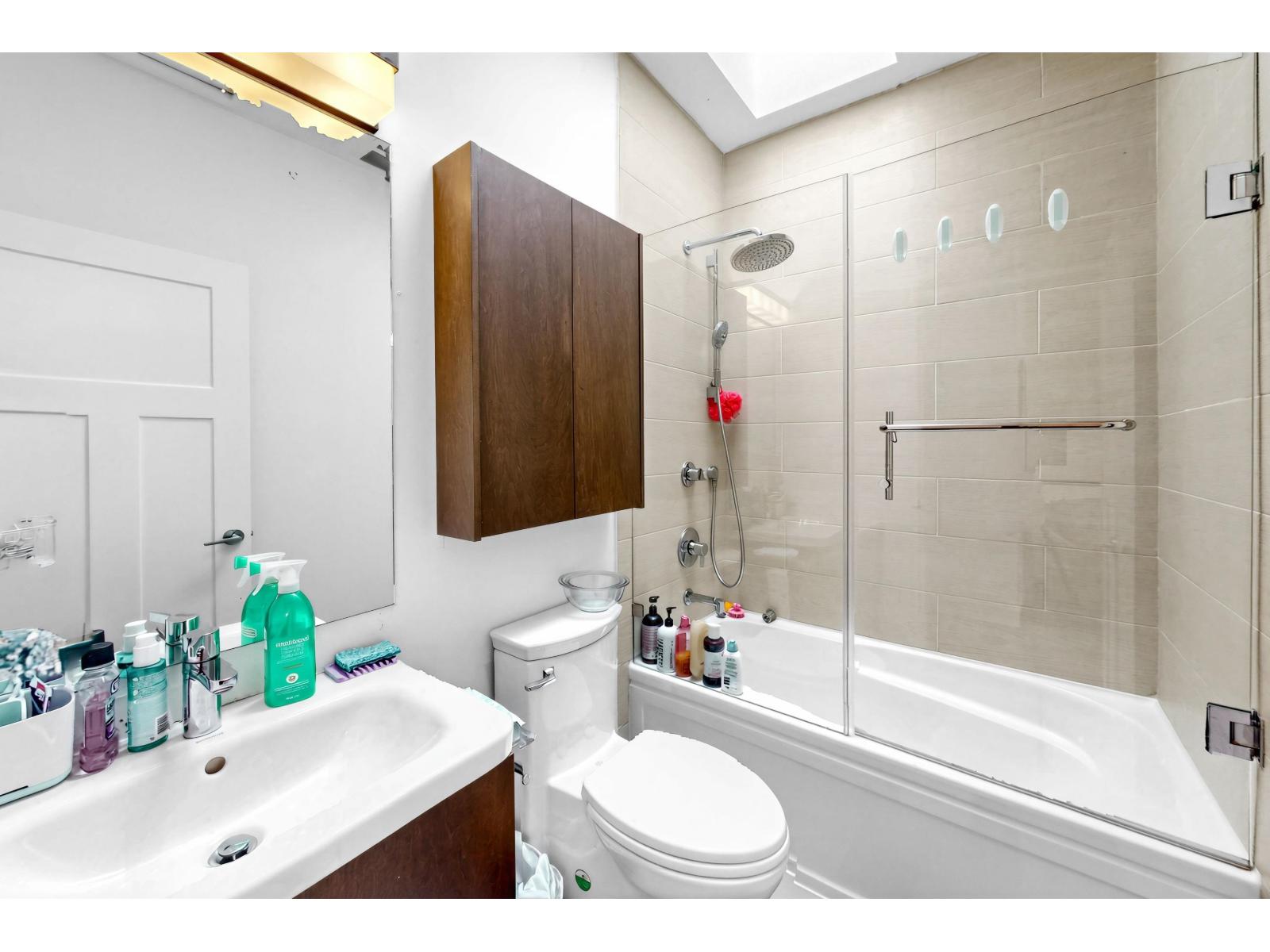 34 15977 26 Avenue Property Photo 26
