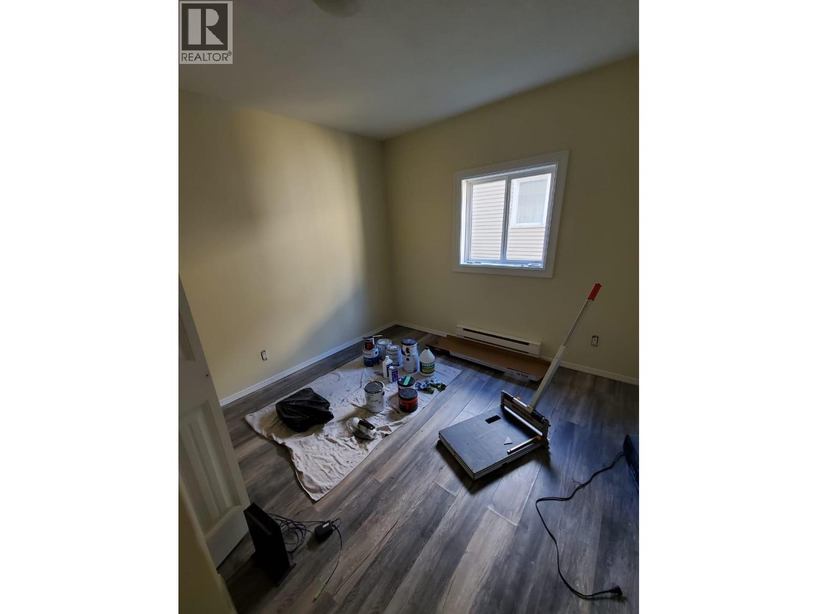 843-845 Comox Avenue Property Photo 5