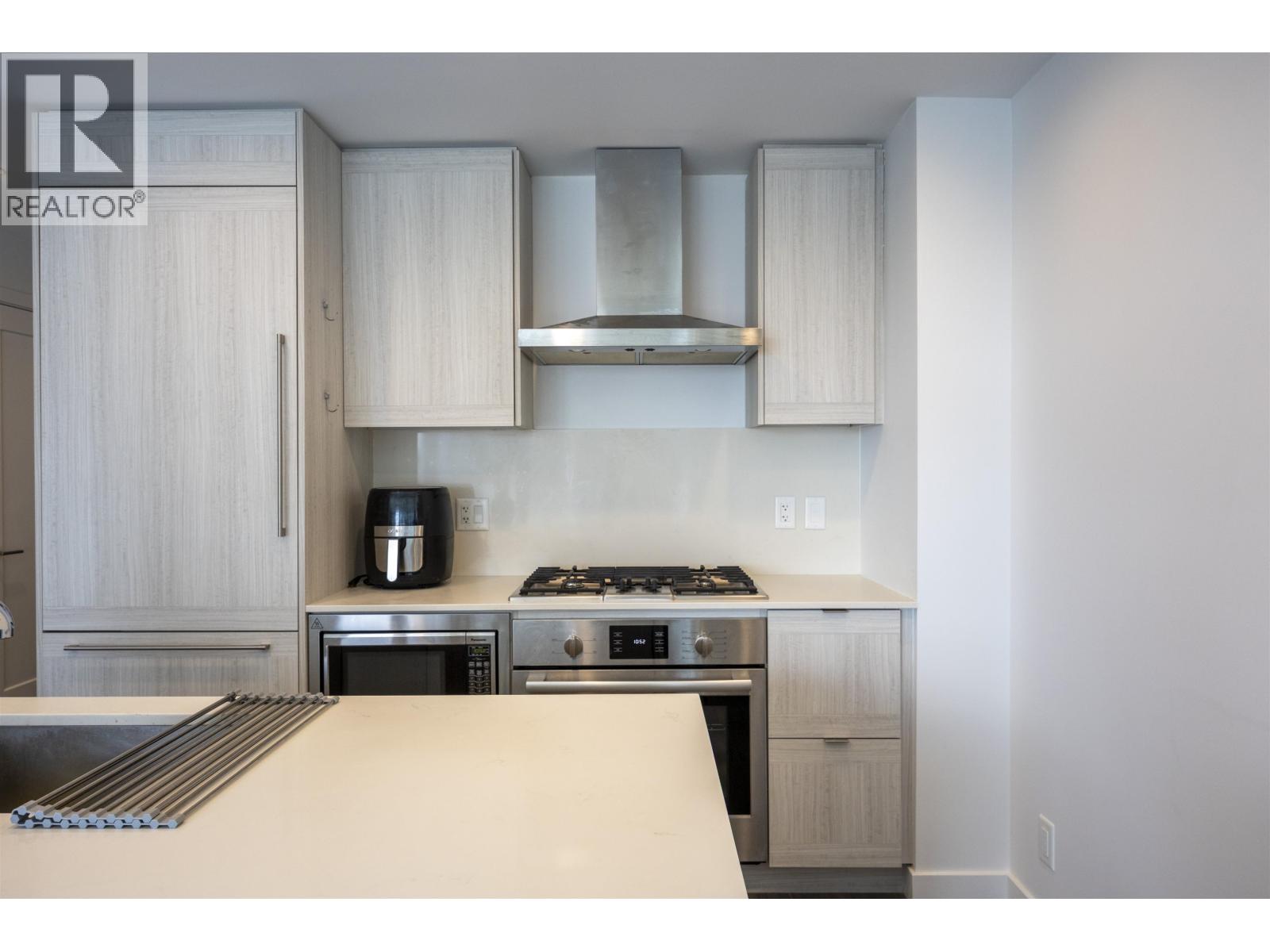 1505 2311 Beta Avenue Property Photo 6