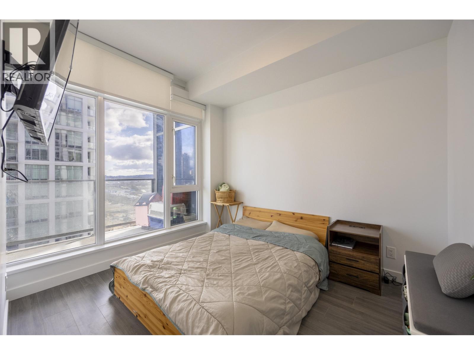 1505 2311 Beta Avenue Property Photo 10