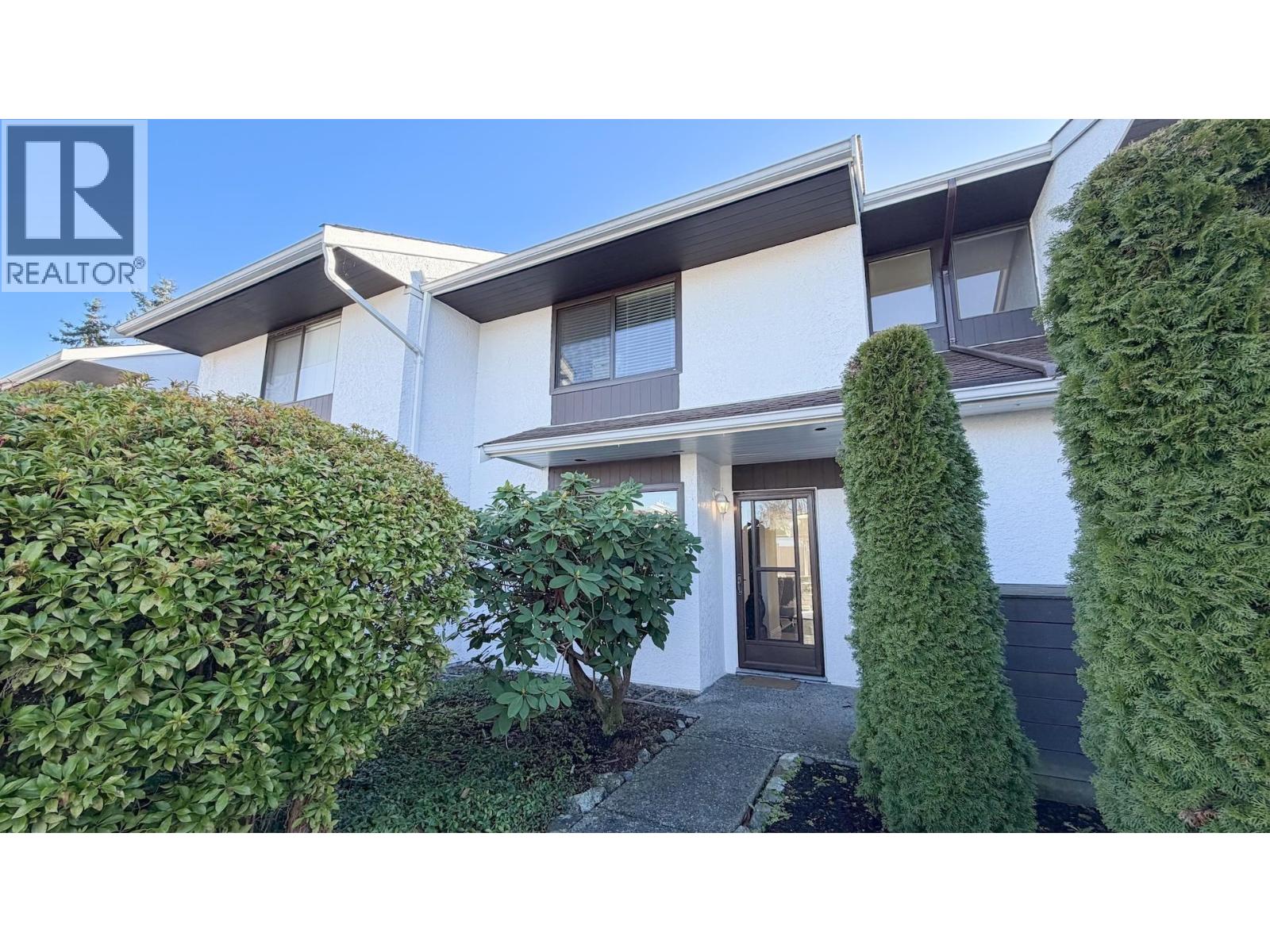 117 9700 GLENACRES DRIVE Property Photo 1