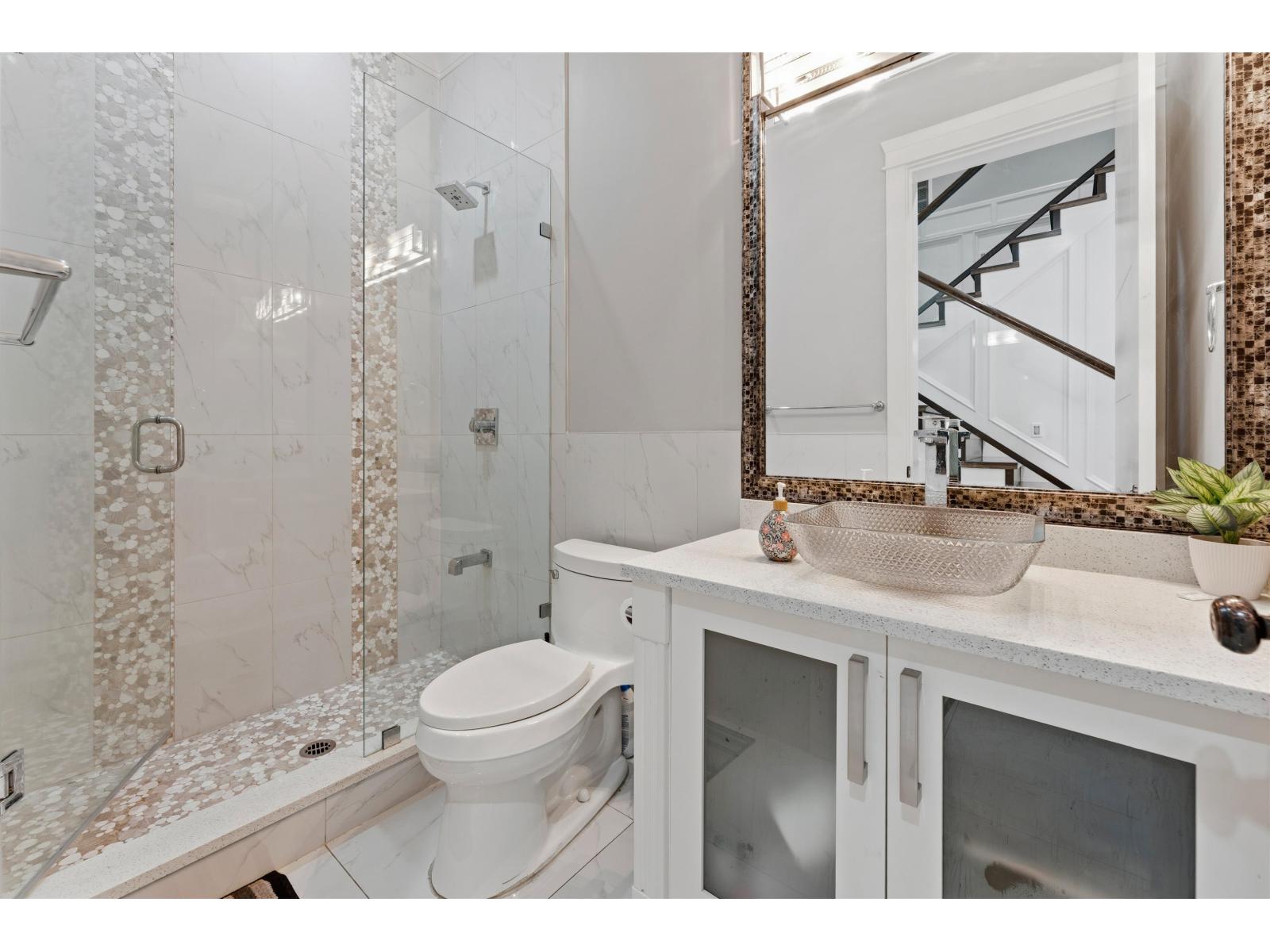 7818 127 Street Property Photo 11