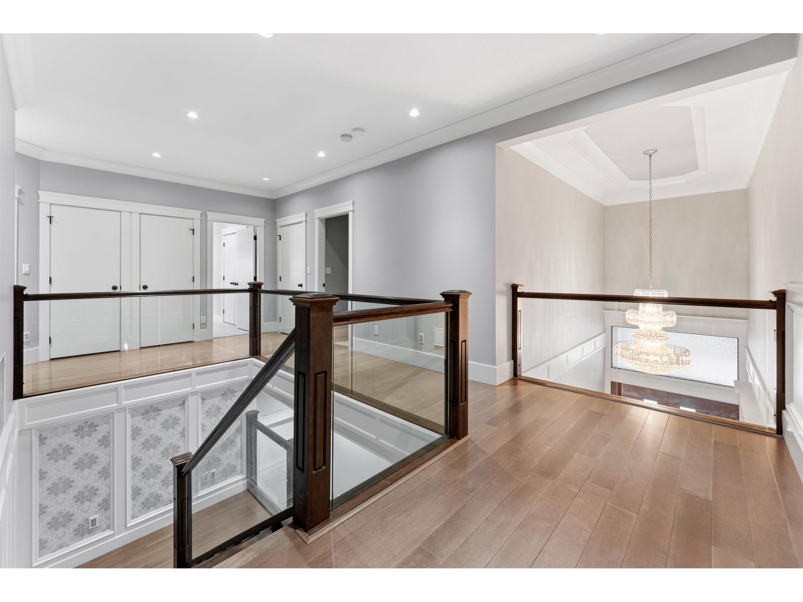 7818 127 Street Property Photo 16