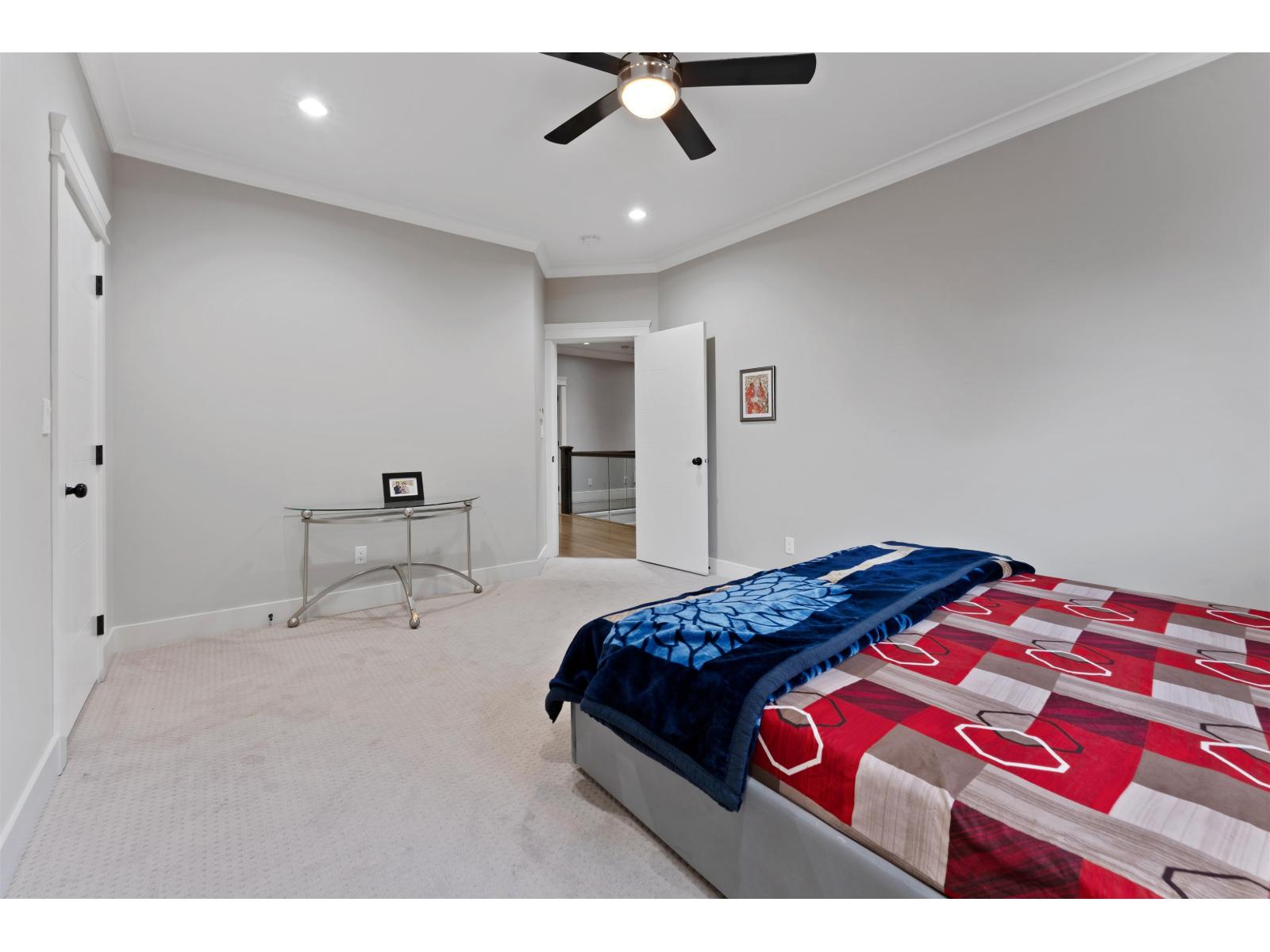7818 127 Street Property Photo 28