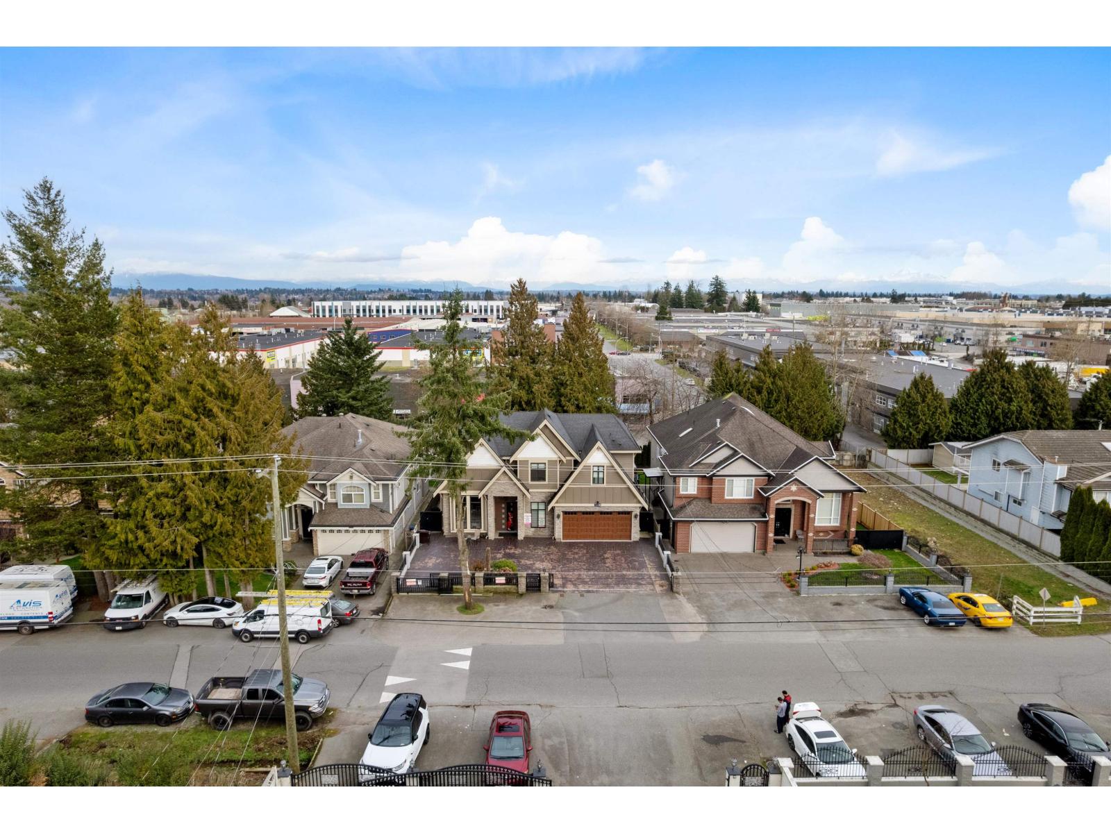 7818 127 Street Property Photo 35