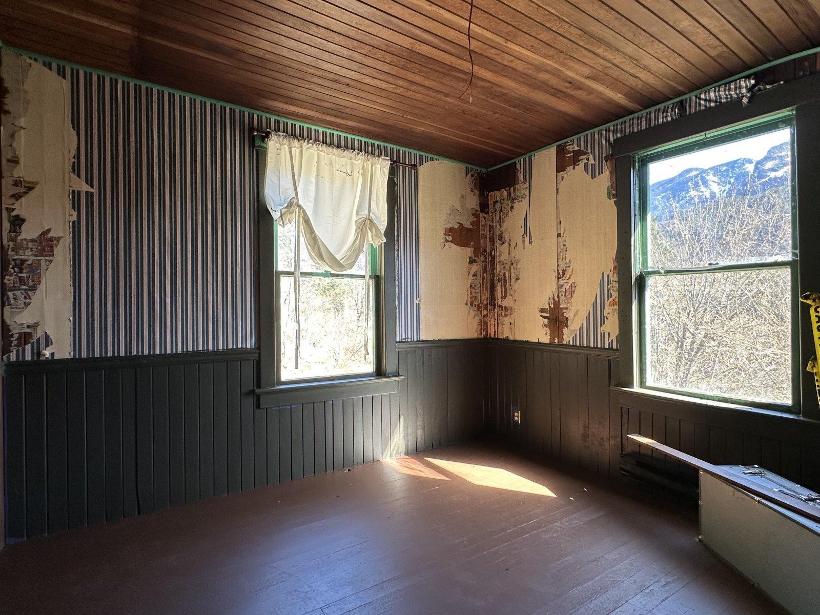 31010 Trans Canada Highway Property Photo 8